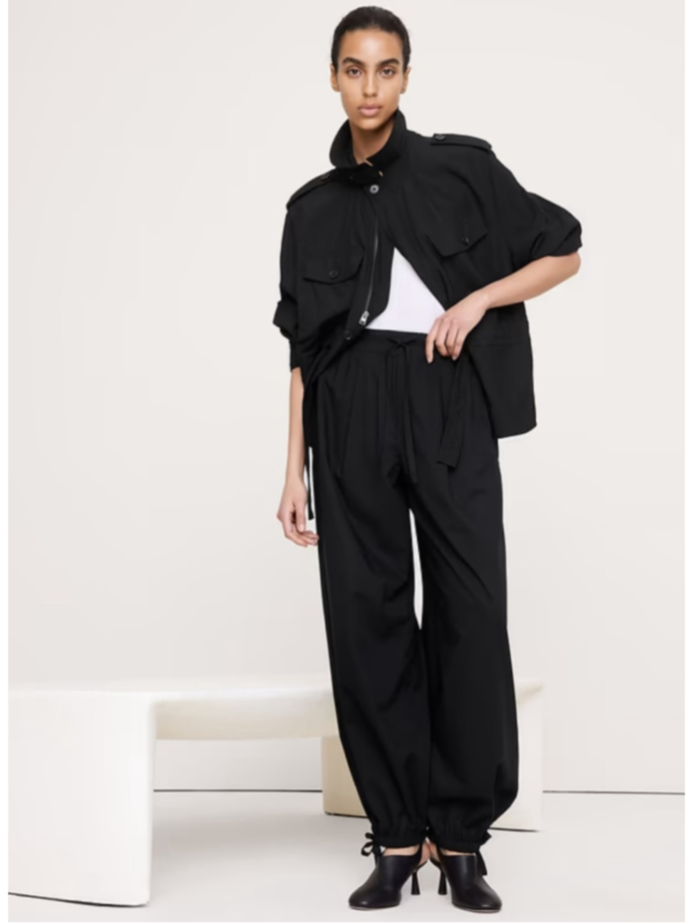 Banana Republic Lightweight Cotton Balloon Pants Medium PETITE Black NWT RT$150